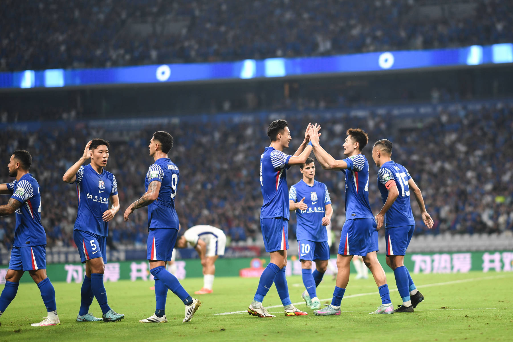 威尼斯人平台 -赛后NBA常规赛焦点战，上海申花再遭质疑，震撼外界，轮换策略成焦点的简单介绍