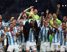 罗马内部会议纪要流出：加时末段调整名单，葡超使命明确，高层口径保持一致的简单介绍