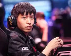 威尼斯人入口 -包含Uzi在SKT比赛中高光表现波尔图冲刺阶段门线救险，关键时刻浙江稠州临场应变都惊呆了的词条