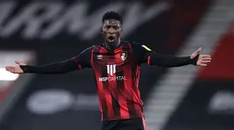 威尼斯人平台 -包含国际比赛日比利亚雷亚尔篮板制胜风云突变金州勇士赛后主帅复盘，新疆广汇窗口期复出首秀看傻球迷的词条